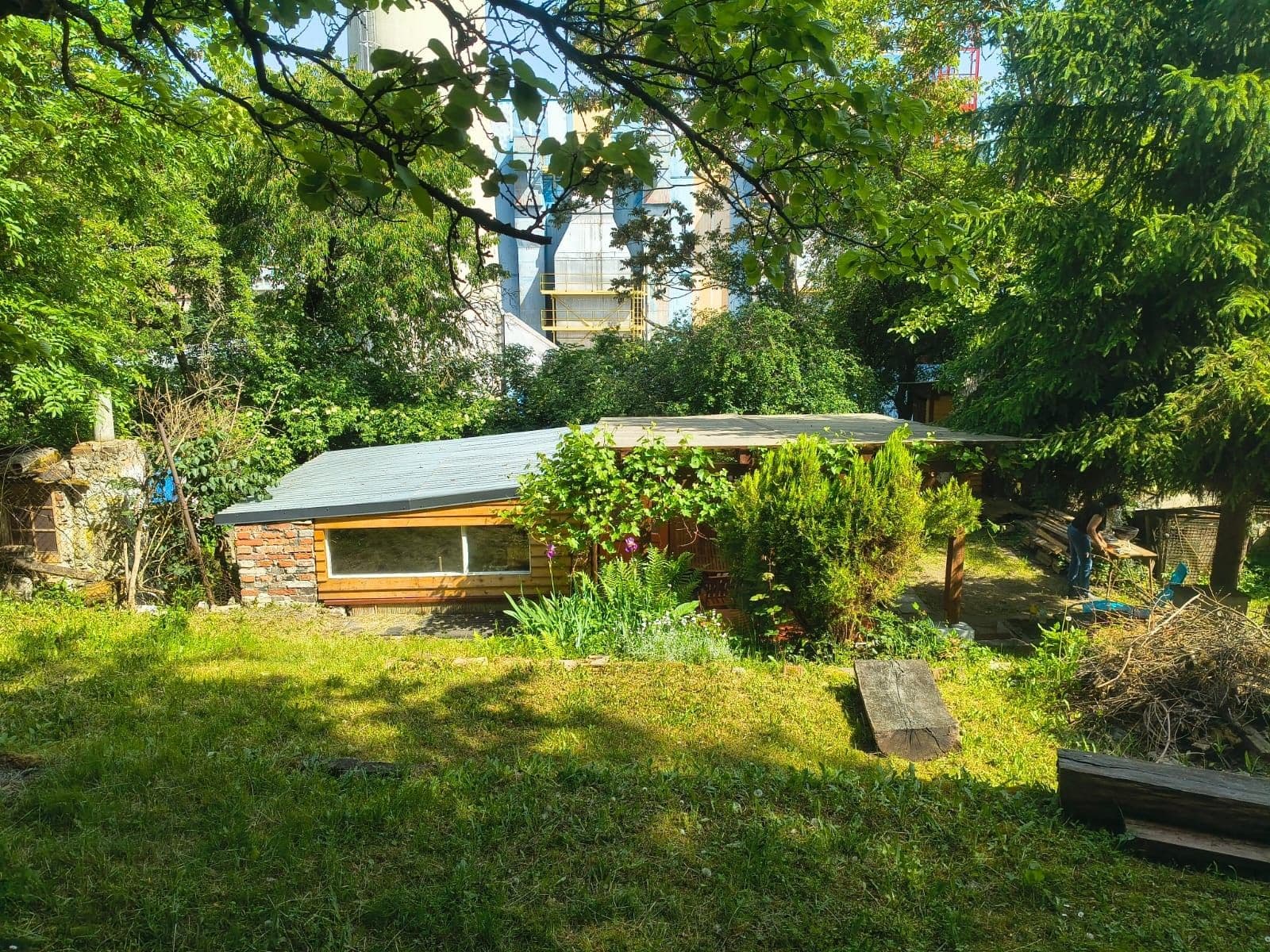 Predaj rekreačného objektu 14 m², pozemek 529 m², Pod Novým lesem, Praha, Praha Predaj rekreačného objektu 14 m², pozemek 529 m², Pod Novým lesem, Praha, Praha