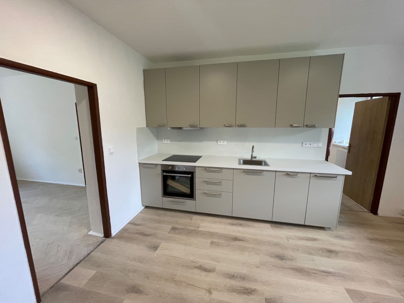 Prenájom bytu 2-izbový 65 m², Boženy Němcové, Budišov nad Budišovkou, Moravskoslezský kraj Prenájom bytu 2-izbový 65 m², Boženy Němcové, Budišov nad Budišovkou, Moravskoslezský kraj