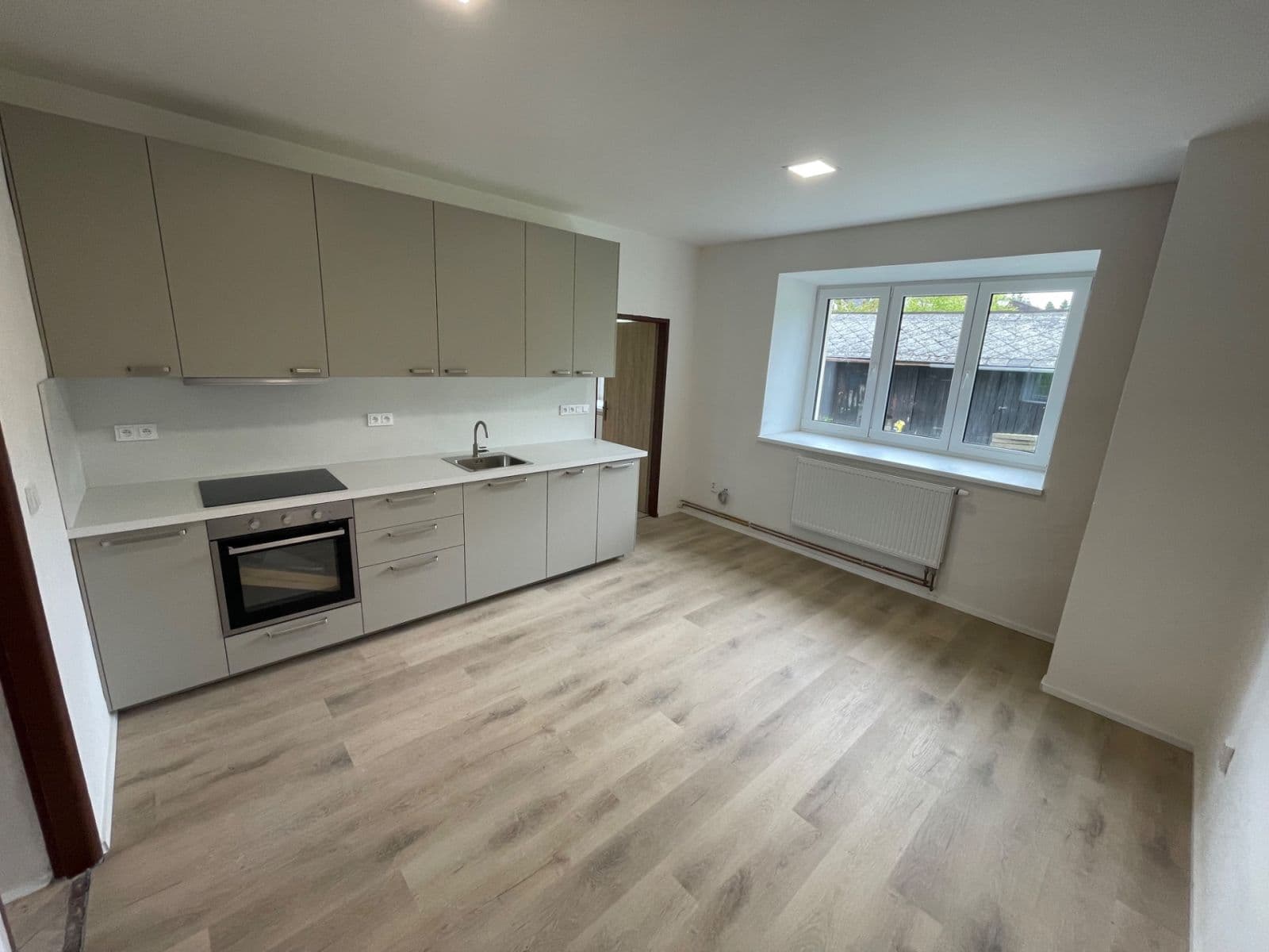 Prenájom bytu 2-izbový 65 m², Boženy Němcové, Budišov nad Budišovkou, Moravskoslezský kraj Prenájom bytu 2-izbový 65 m², Boženy Němcové, Budišov nad Budišovkou, Moravskoslezský kraj