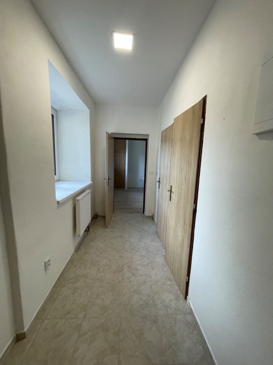 Prenájom bytu 2-izbový 65 m², Boženy Němcové, Budišov nad Budišovkou, Moravskoslezský kraj Prenájom bytu 2-izbový 65 m², Boženy Němcové, Budišov nad Budišovkou, Moravskoslezský kraj