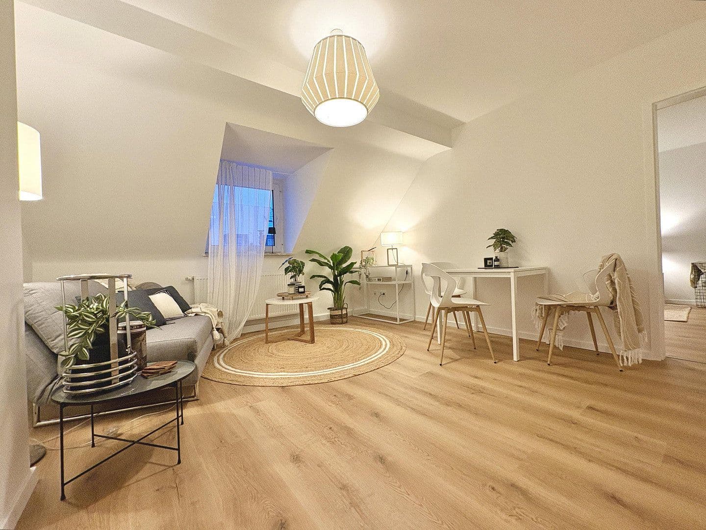 Prenájom bytu 2-izbový 49 m², Wusthoffstraße 11, Essen, Severné Porýnie - Westfálsko Prenájom bytu 2-izbový 49 m², Wusthoffstraße 11, Essen, Severné Porýnie - Westfálsko