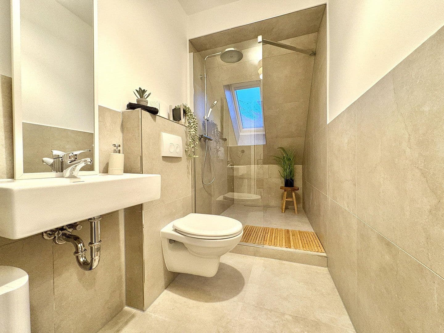 Prenájom bytu 2-izbový 49 m², Wusthoffstraße 11, Essen, Severné Porýnie - Westfálsko Prenájom bytu 2-izbový 49 m², Wusthoffstraße 11, Essen, Severné Porýnie - Westfálsko