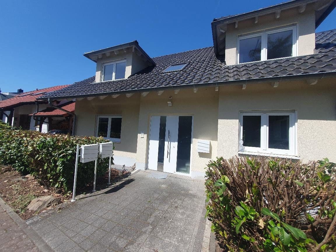 Prenájom bytu 2-izbový 96 m², Haibach, Bavorsko Prenájom bytu 2-izbový 96 m², Haibach, Bavorsko