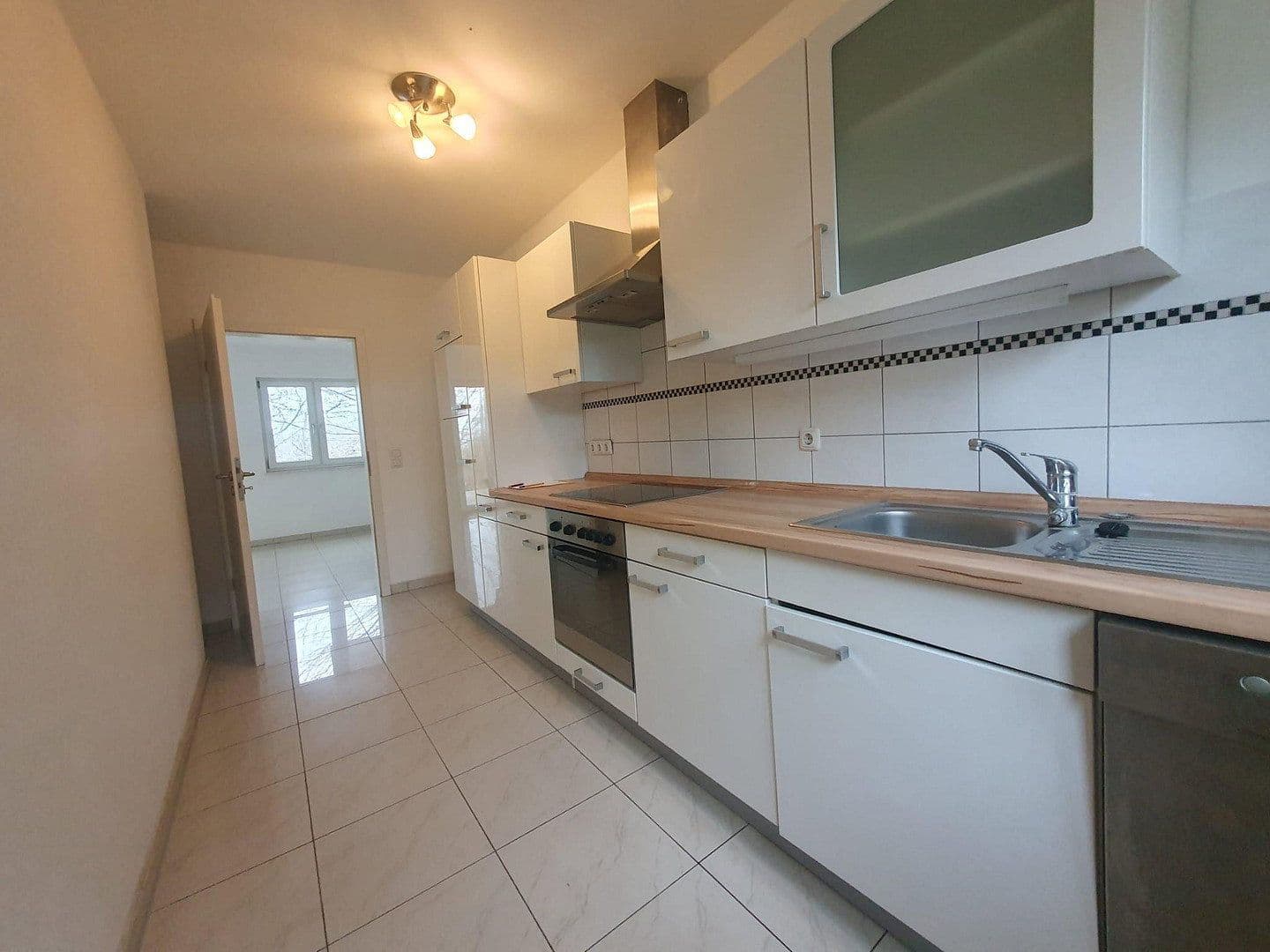 Prenájom bytu 2-izbový 96 m², Haibach, Bavorsko Prenájom bytu 2-izbový 96 m², Haibach, Bavorsko