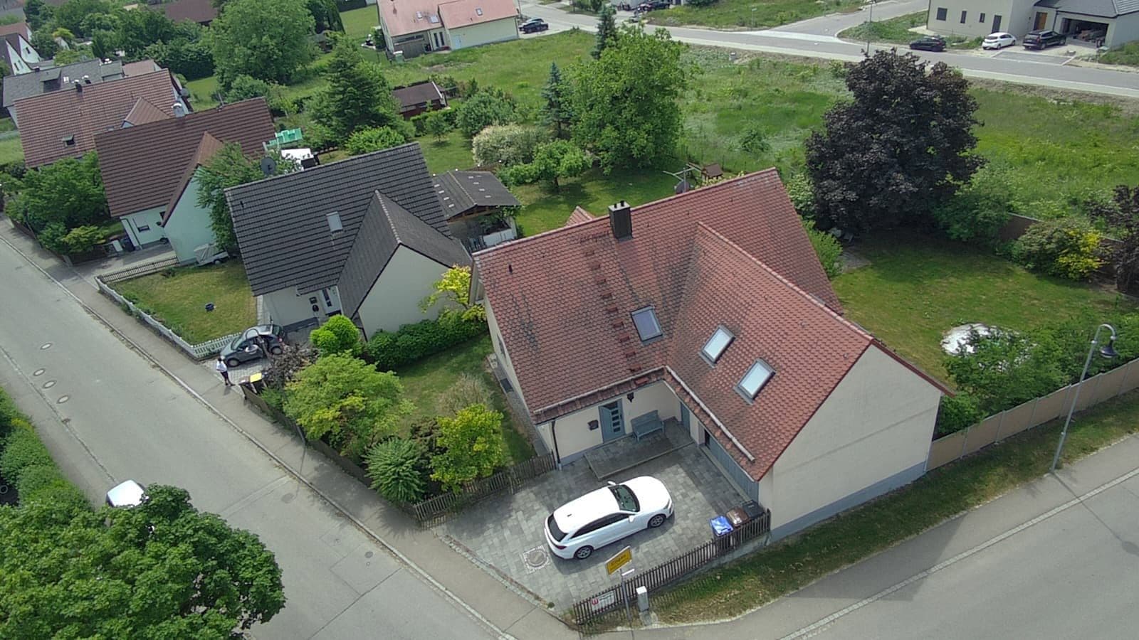 Predaj domu 198 m², pozemek 765 m², Ellgau, Bavorsko Predaj domu 198 m², pozemek 765 m², Ellgau, Bavorsko
