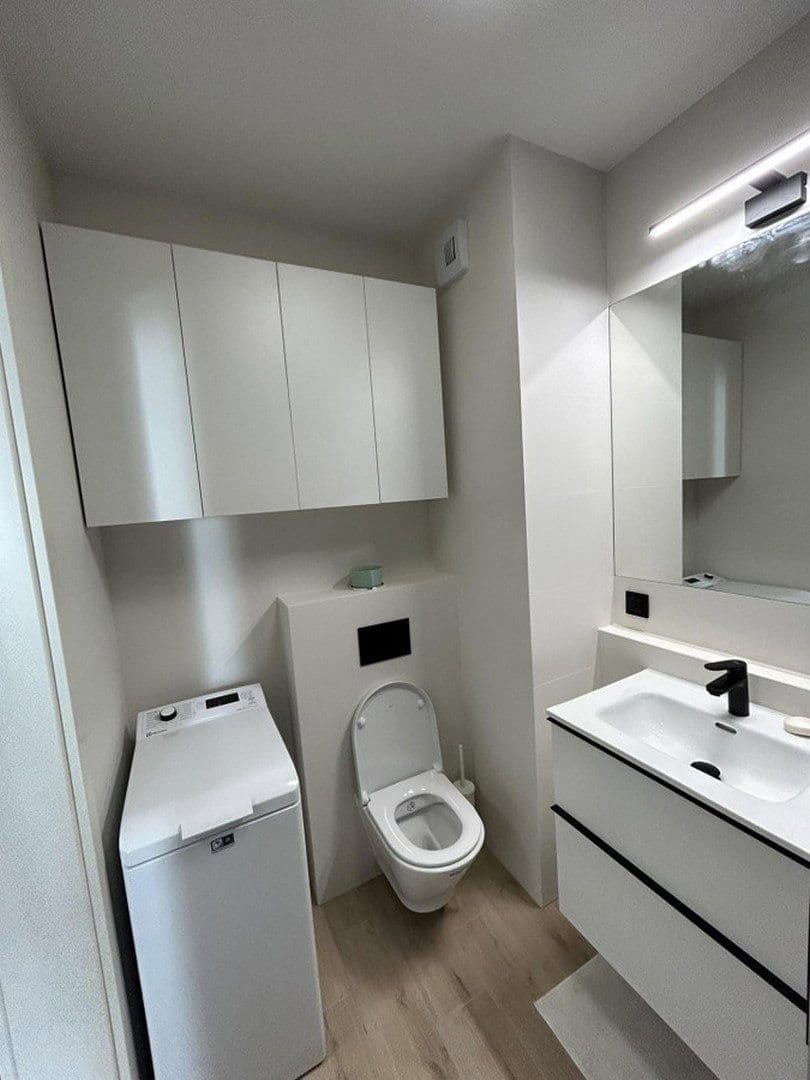 Prenájom bytu 2-izbový 44 m², Darmstadt, Hesensko Prenájom bytu 2-izbový 44 m², Darmstadt, Hesensko