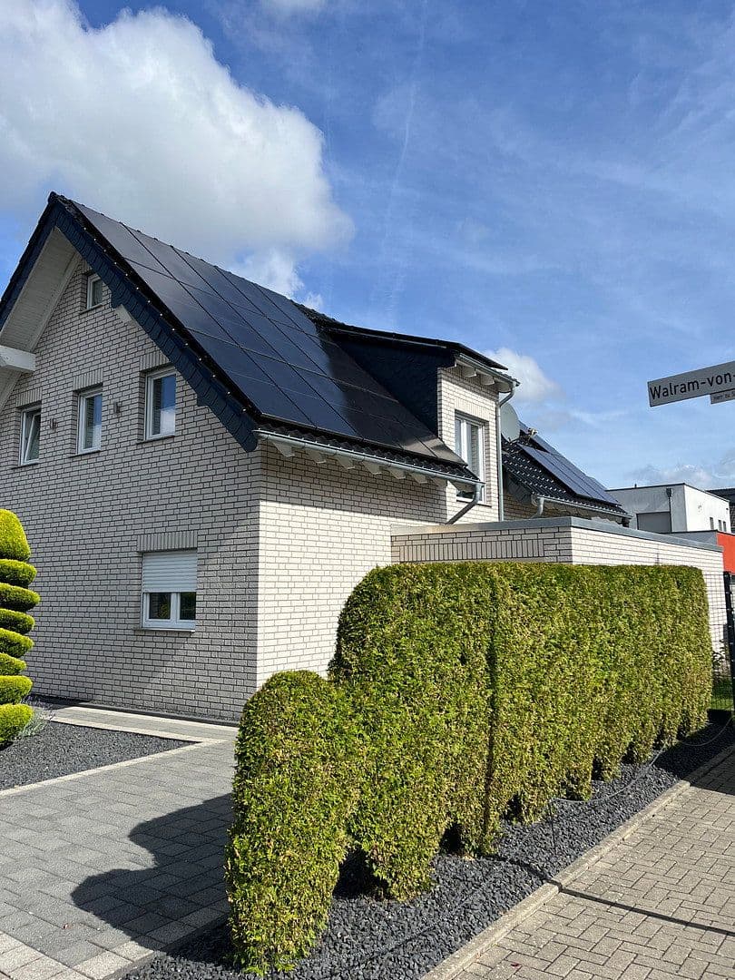 Predaj domu 152 m², pozemek 455 m², Kerpen, Severné Porýnie - Westfálsko Predaj domu 152 m², pozemek 455 m², Kerpen, Severné Porýnie - Westfálsko