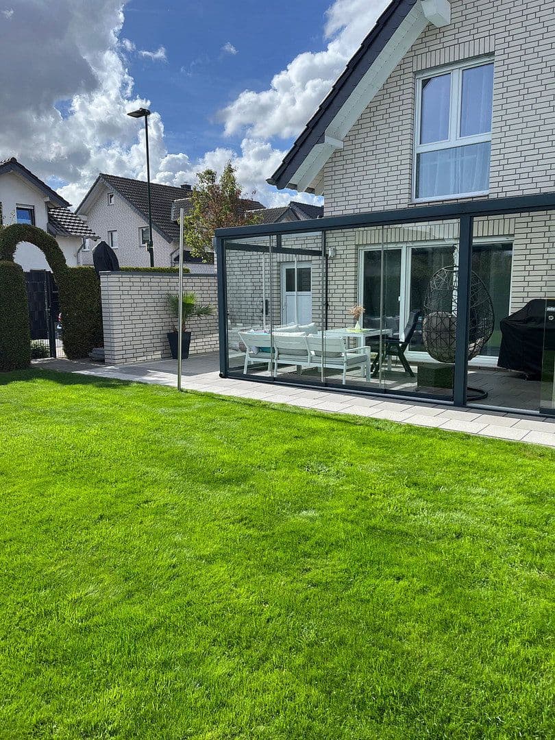 Predaj domu 152 m², pozemek 455 m², Kerpen, Severné Porýnie - Westfálsko Predaj domu 152 m², pozemek 455 m², Kerpen, Severné Porýnie - Westfálsko