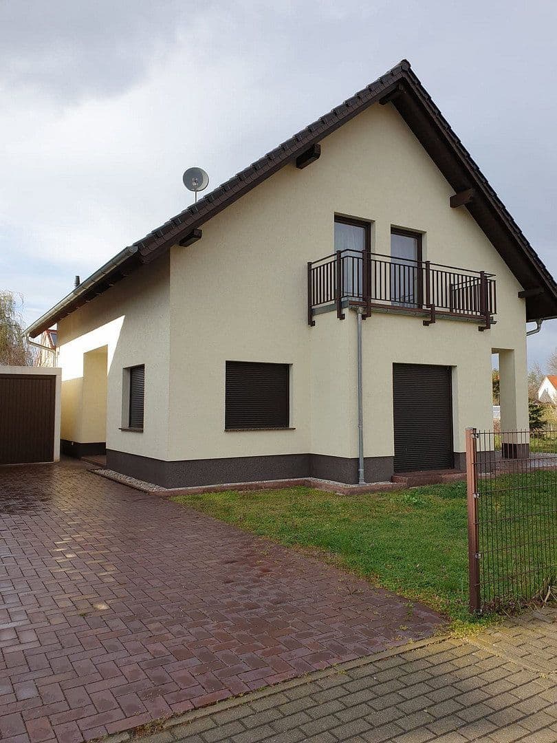 Predaj domu 135 m², pozemek 489 m², Cottbus, Brandenbursko Predaj domu 135 m², pozemek 489 m², Cottbus, Brandenbursko