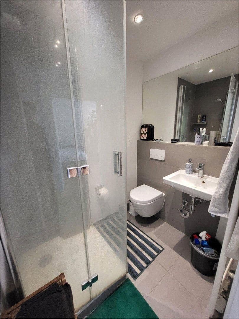 Prenájom bytu 1-izbový 40 m², Berlin, Berlín Prenájom bytu 1-izbový 40 m², Berlin, Berlín