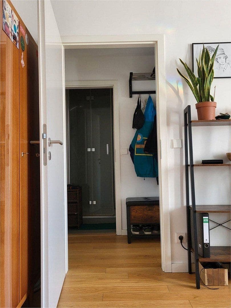 Prenájom bytu 1-izbový 40 m², Berlin, Berlín Prenájom bytu 1-izbový 40 m², Berlin, Berlín