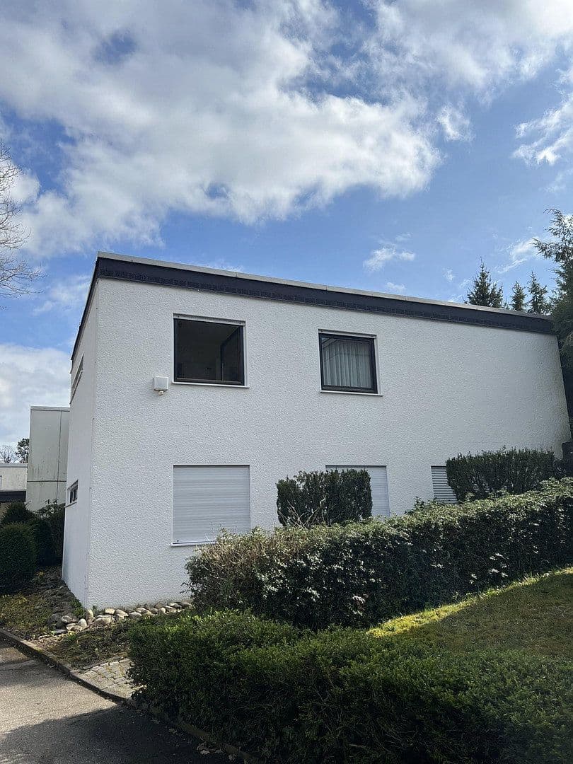 Predaj domu 186 m², pozemek 670 m², Pforzheim, Bádensko-Wurttembersko Predaj domu 186 m², pozemek 670 m², Pforzheim, Bádensko-Wurttembersko