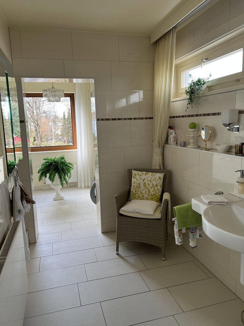 Predaj domu 186 m², pozemek 670 m², Pforzheim, Bádensko-Wurttembersko Predaj domu 186 m², pozemek 670 m², Pforzheim, Bádensko-Wurttembersko