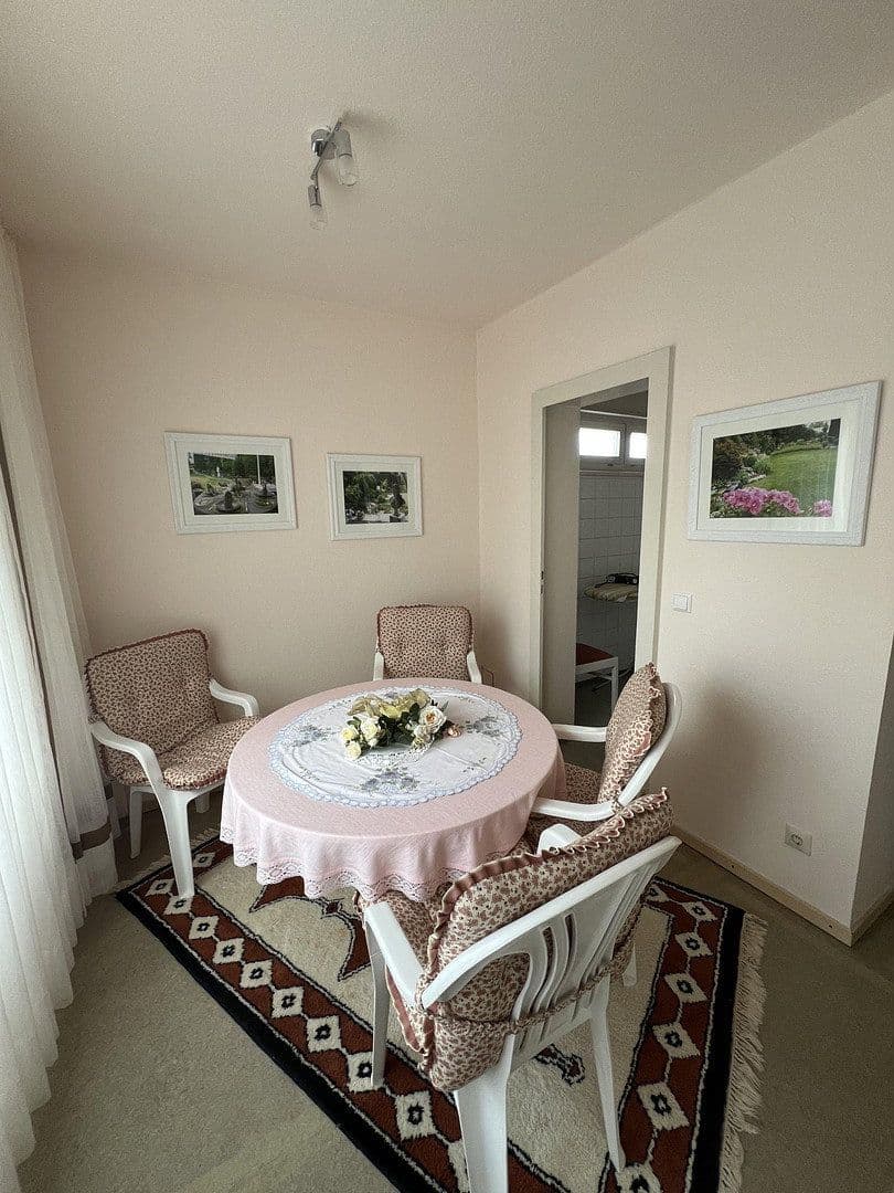 Predaj domu 186 m², pozemek 670 m², Pforzheim, Bádensko-Wurttembersko Predaj domu 186 m², pozemek 670 m², Pforzheim, Bádensko-Wurttembersko
