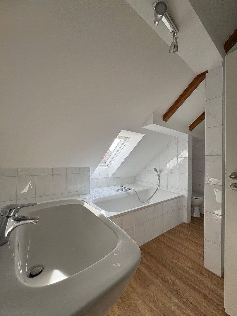 Predaj bytu 2-izbový 64 m², Germering, Bavorsko Predaj bytu 2-izbový 64 m², Germering, Bavorsko