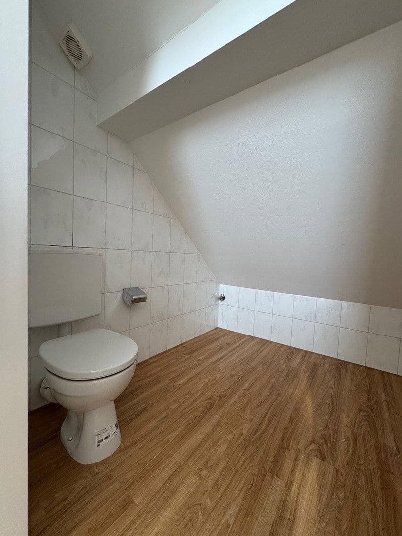 Predaj bytu 2-izbový 64 m², Germering, Bavorsko Predaj bytu 2-izbový 64 m², Germering, Bavorsko