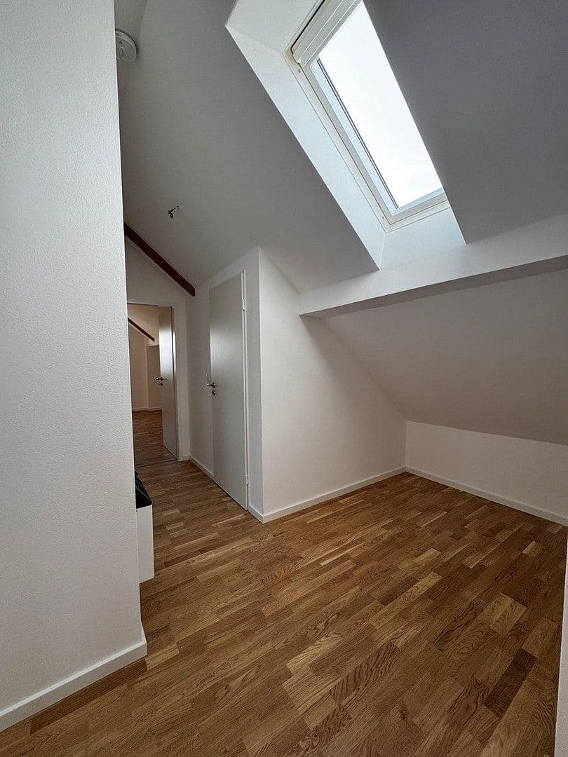 Predaj bytu 2-izbový 64 m², Germering, Bavorsko Predaj bytu 2-izbový 64 m², Germering, Bavorsko
