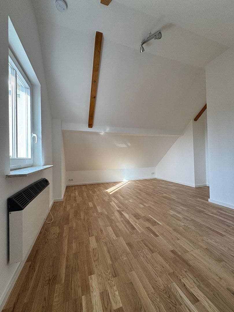 Predaj bytu 2-izbový 64 m², Germering, Bavorsko Predaj bytu 2-izbový 64 m², Germering, Bavorsko