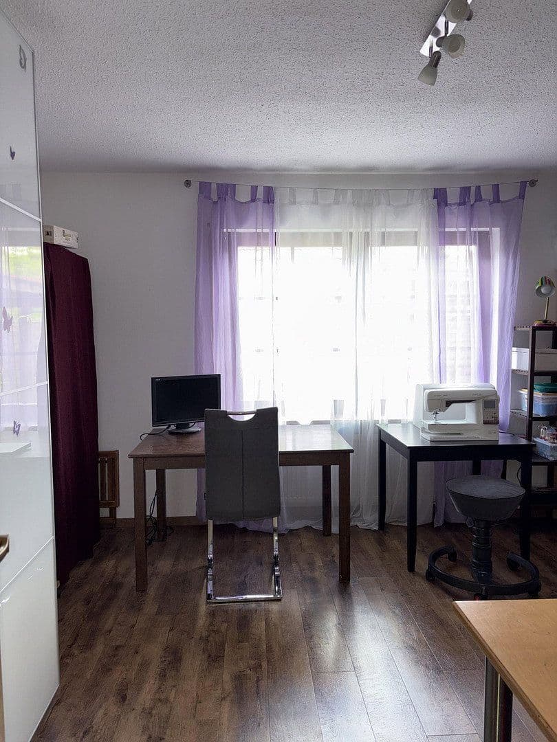 Predaj domu 164 m², pozemek 547 m², Feucht, Bavorsko Predaj domu 164 m², pozemek 547 m², Feucht, Bavorsko