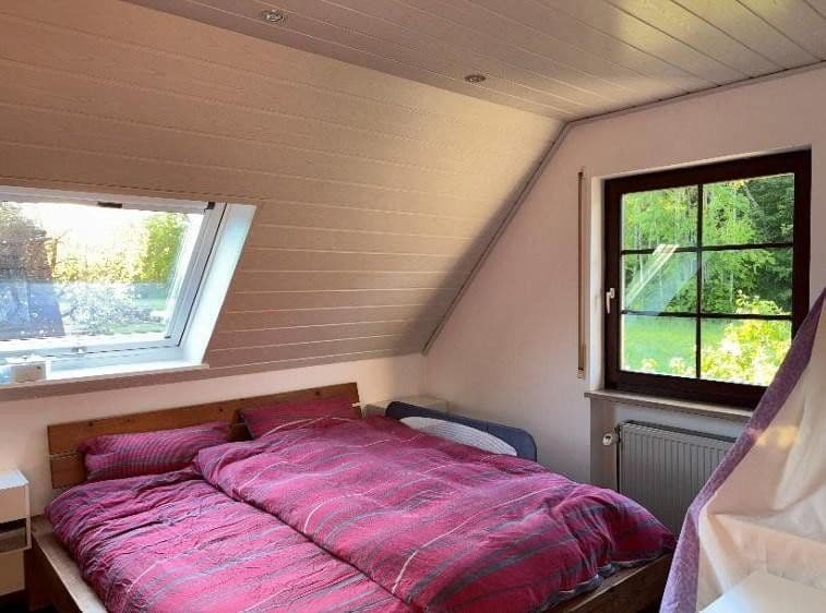 Predaj domu 164 m², pozemek 547 m², Feucht, Bavorsko Predaj domu 164 m², pozemek 547 m², Feucht, Bavorsko
