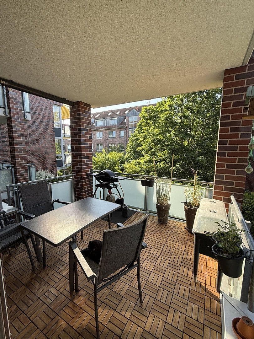 Prenájom bytu 3-izbový 80 m², Hannover, Dolné Sasko Prenájom bytu 3-izbový 80 m², Hannover, Dolné Sasko