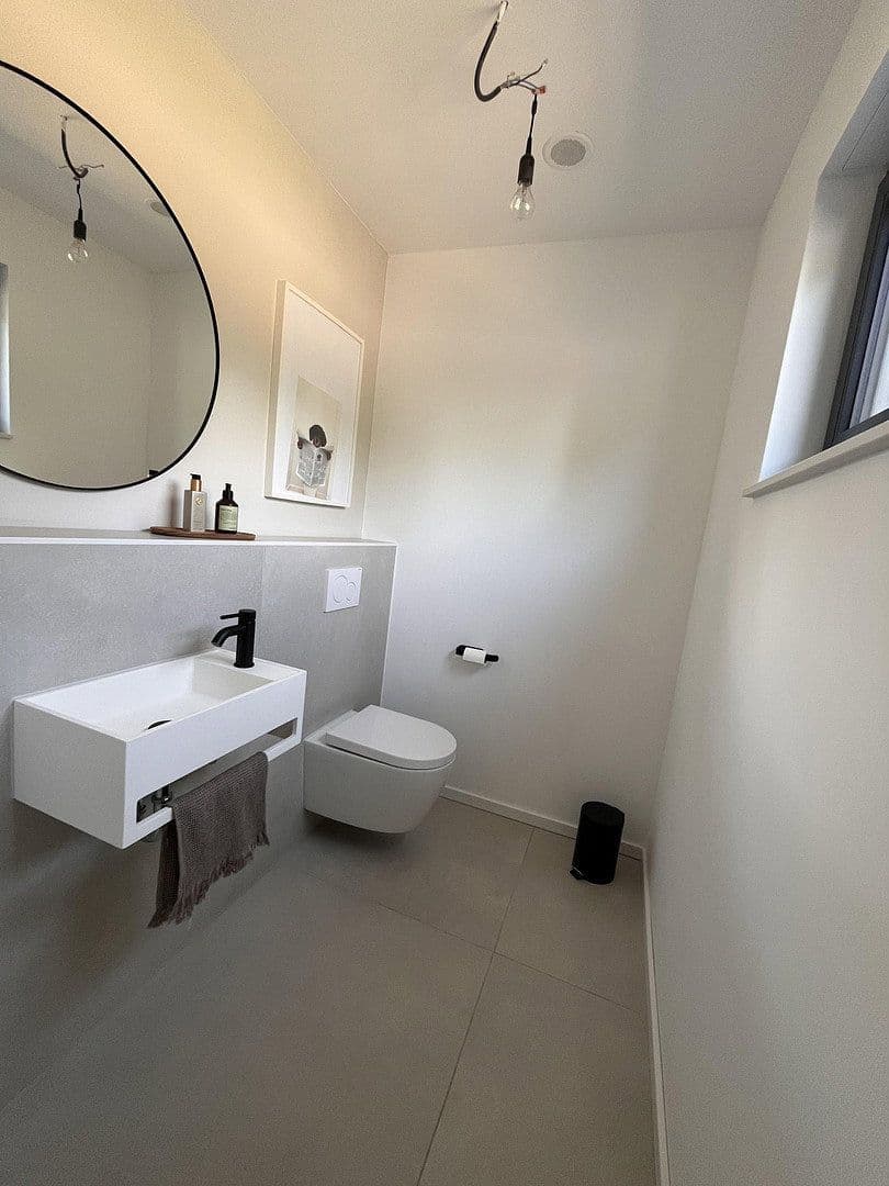 Prenájom domu 200 m², pozemek 500 m², Am Leiterchen 20a, Recklinghausen, Severné Porýnie - Westfálsko Prenájom domu 200 m², pozemek 500 m², Am Leiterchen 20a, Recklinghausen, Severné Porýnie - Westfálsko
