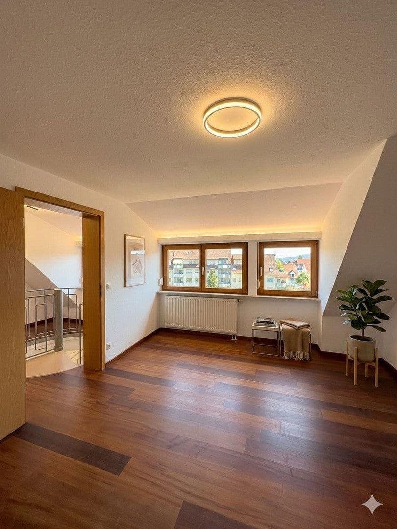 Prenájom bytu 3-izbový 78 m², Villingen-Schwenningen, Bádensko-Wurttembersko Prenájom bytu 3-izbový 78 m², Villingen-Schwenningen, Bádensko-Wurttembersko