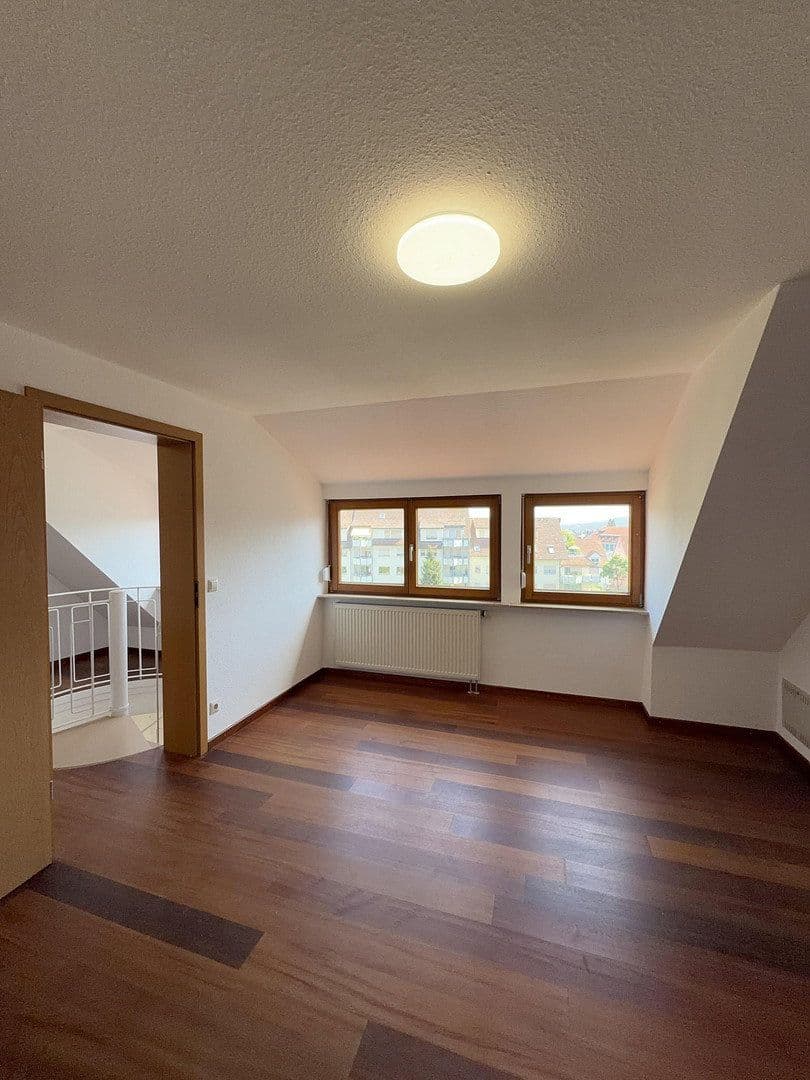 Prenájom bytu 3-izbový 78 m², Villingen-Schwenningen, Bádensko-Wurttembersko Prenájom bytu 3-izbový 78 m², Villingen-Schwenningen, Bádensko-Wurttembersko