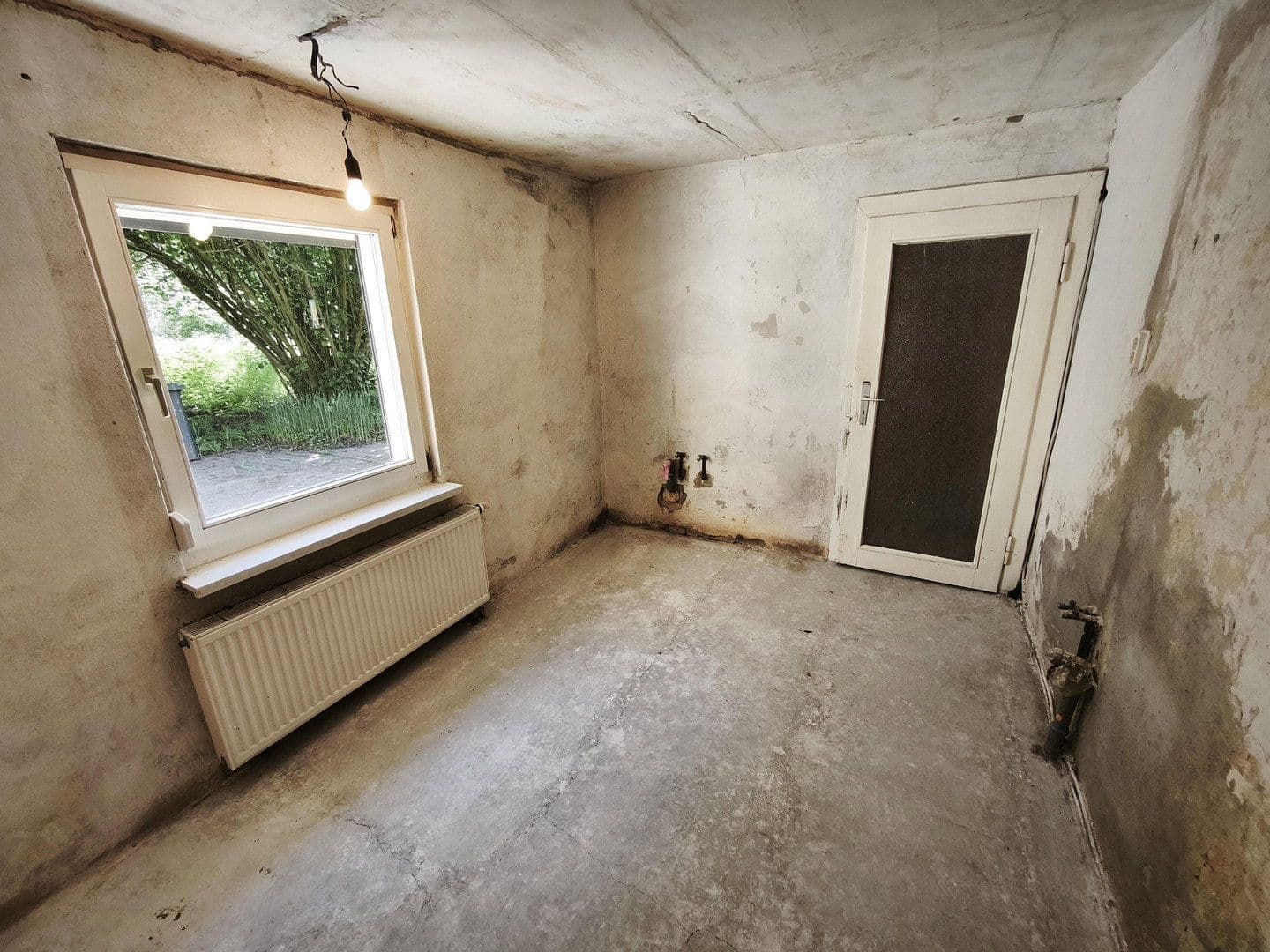 Predaj domu 90 m², pozemek 1.887 m², Grünstraße 17, Zahna-Elster, Sasko-Anhaltsko Predaj domu 90 m², pozemek 1.887 m², Grünstraße 17, Zahna-Elster, Sasko-Anhaltsko