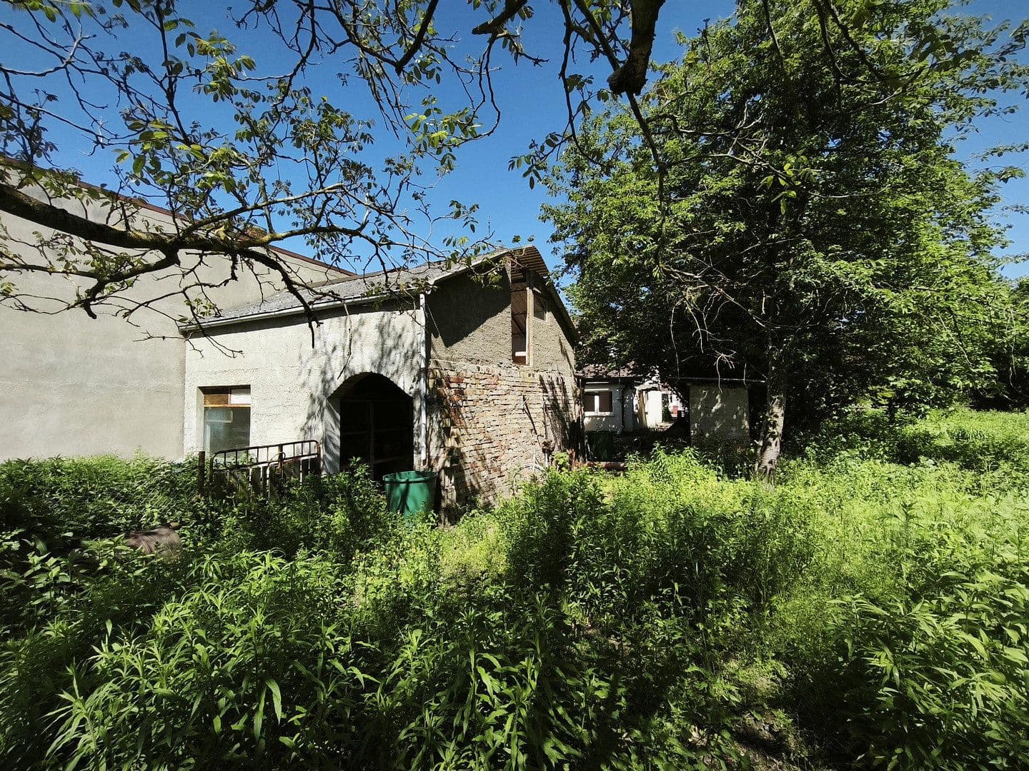 Predaj domu 90 m², pozemek 1.887 m², Grünstraße 17, Zahna-Elster, Sasko-Anhaltsko Predaj domu 90 m², pozemek 1.887 m², Grünstraße 17, Zahna-Elster, Sasko-Anhaltsko