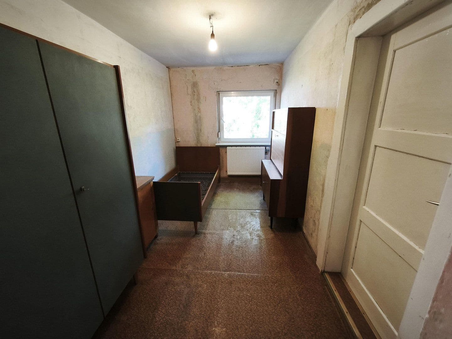 Predaj domu 90 m², pozemek 1.887 m², Grünstraße 17, Zahna-Elster, Sasko-Anhaltsko Predaj domu 90 m², pozemek 1.887 m², Grünstraße 17, Zahna-Elster, Sasko-Anhaltsko
