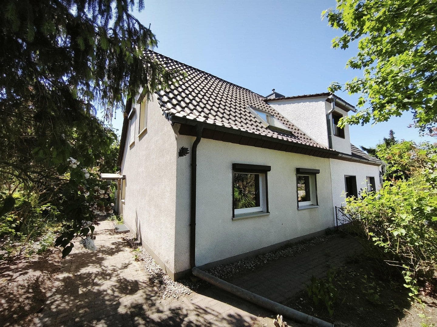 Predaj domu 90 m², pozemek 1.887 m², Grünstraße 17, Zahna-Elster, Sasko-Anhaltsko Predaj domu 90 m², pozemek 1.887 m², Grünstraße 17, Zahna-Elster, Sasko-Anhaltsko