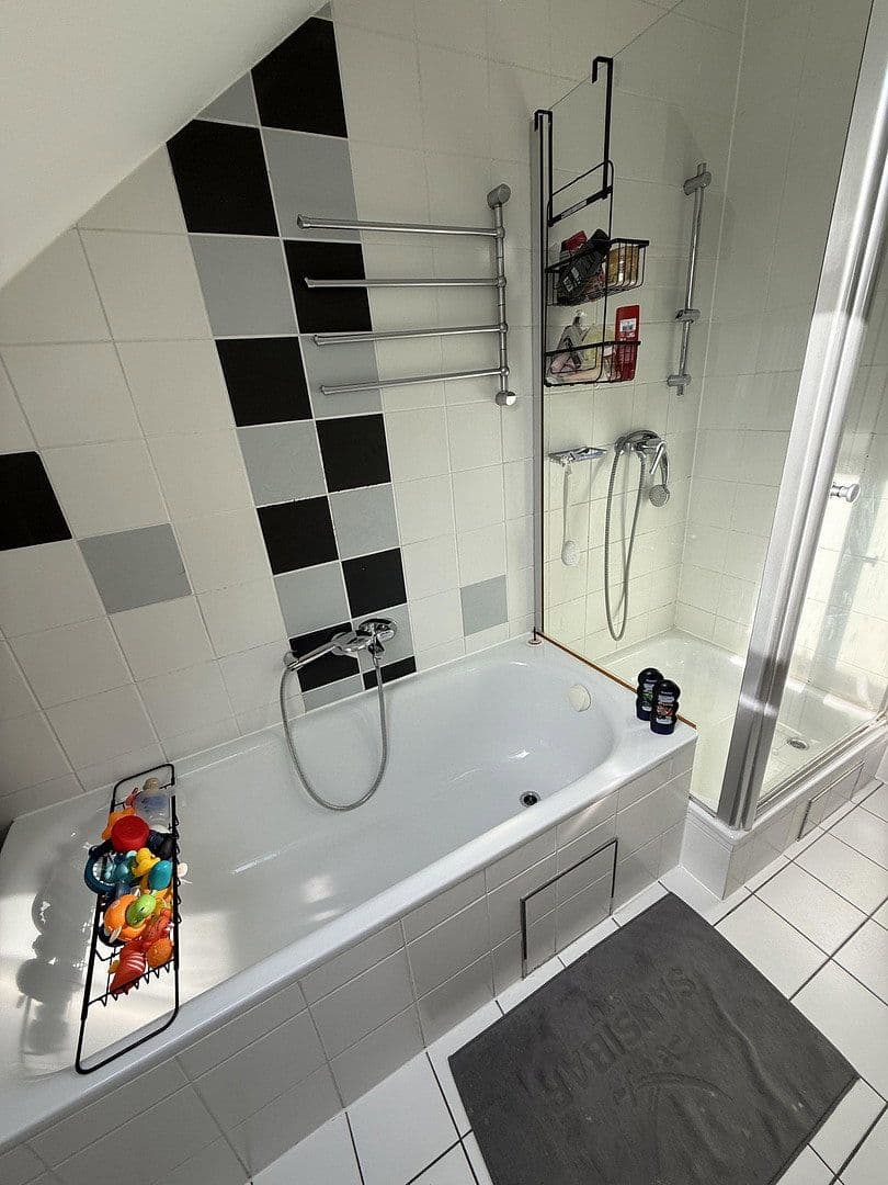 Predaj bytu 4-izbový 118 m², Gröbenzell, Bavorsko Predaj bytu 4-izbový 118 m², Gröbenzell, Bavorsko