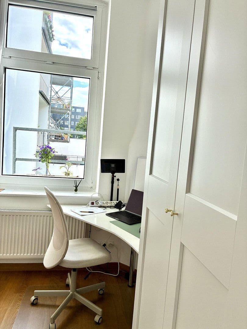 Predaj bytu 3-izbový 64 m², Stammheimer Straße 59, Köln, Severné Porýnie - Westfálsko Predaj bytu 3-izbový 64 m², Stammheimer Straße 59, Köln, Severné Porýnie - Westfálsko