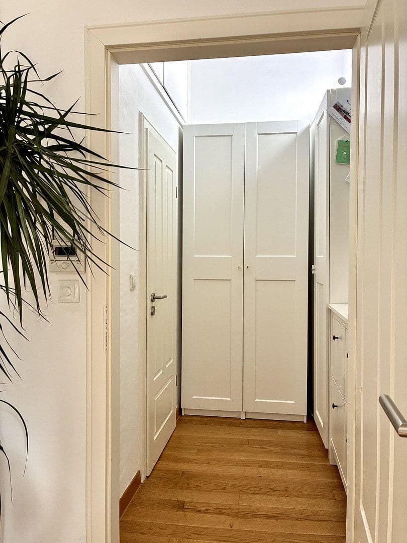 Predaj bytu 3-izbový 64 m², Stammheimer Straße 59, Köln, Severné Porýnie - Westfálsko Predaj bytu 3-izbový 64 m², Stammheimer Straße 59, Köln, Severné Porýnie - Westfálsko