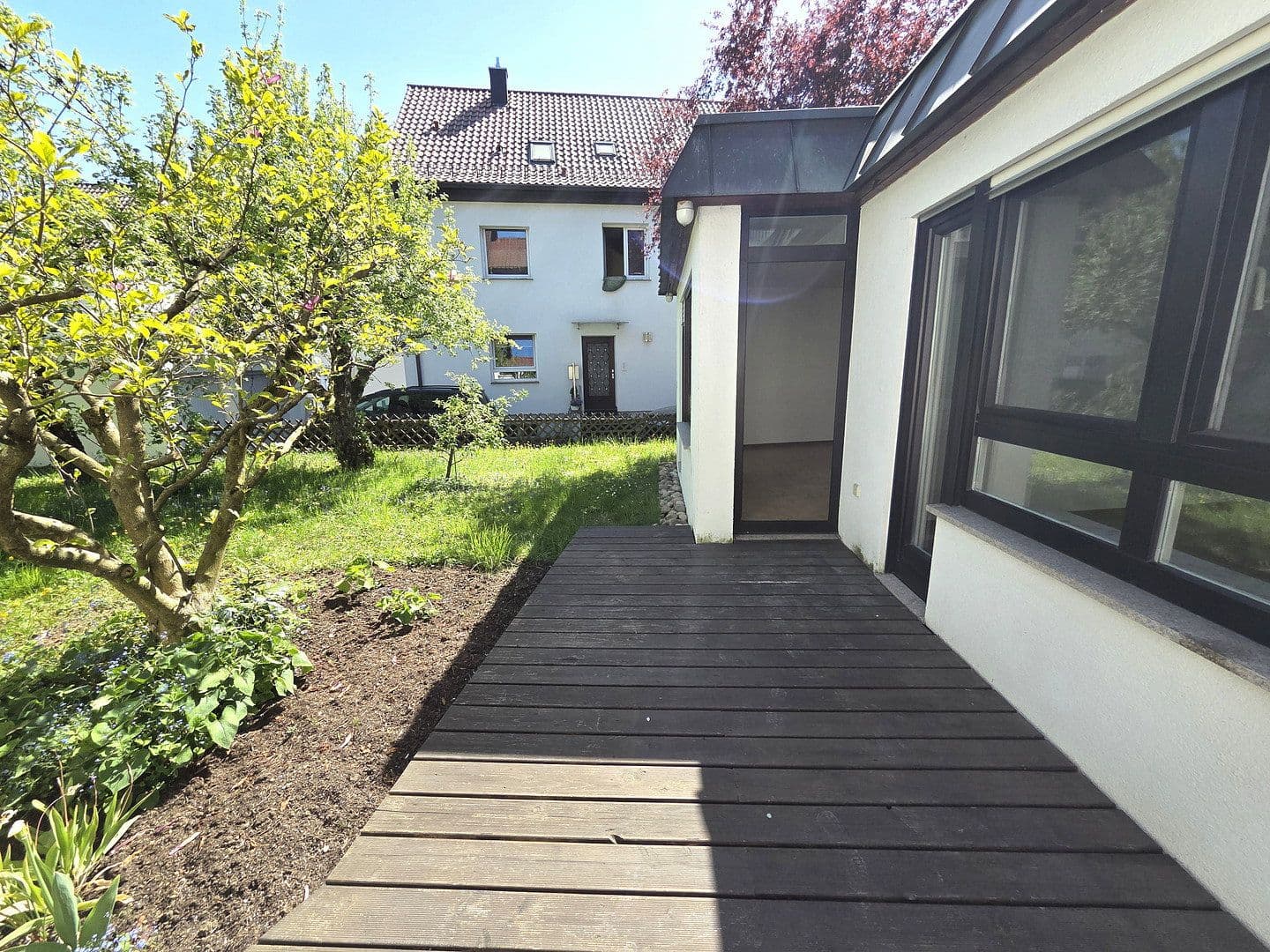 Prenájom bytu 2-izbový 96 m², Stetter Weg 11, Filderstadt, Bádensko-Wurttembersko Prenájom bytu 2-izbový 96 m², Stetter Weg 11, Filderstadt, Bádensko-Wurttembersko