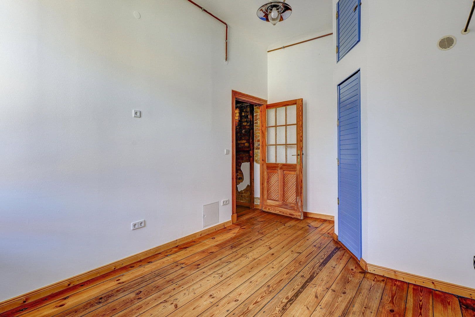 Predaj bytu 4-izbový 146 m², Berlin, Berlín Predaj bytu 4-izbový 146 m², Berlin, Berlín