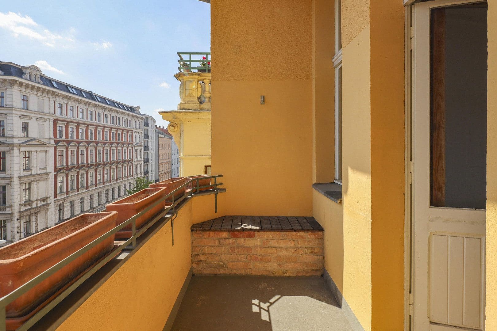 Predaj bytu 4-izbový 146 m², Berlin, Berlín Predaj bytu 4-izbový 146 m², Berlin, Berlín