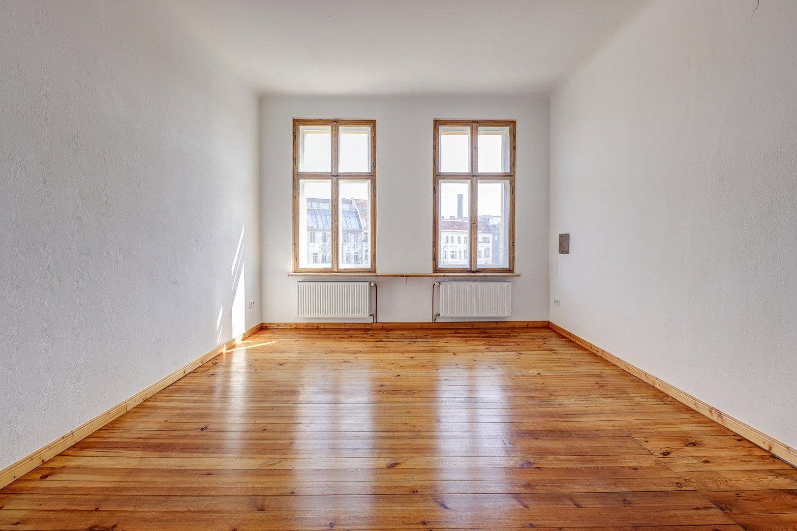 Predaj bytu 4-izbový 146 m², Berlin, Berlín Predaj bytu 4-izbový 146 m², Berlin, Berlín