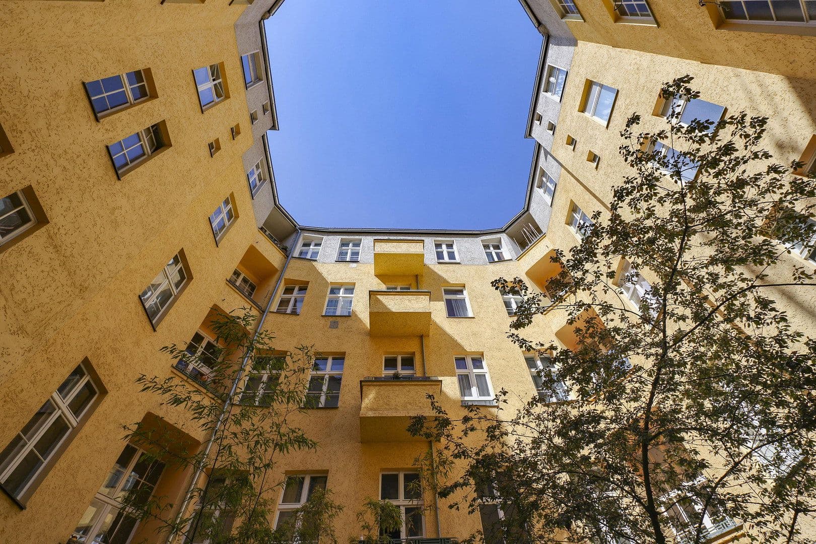 Predaj bytu 4-izbový 146 m², Berlin, Berlín Predaj bytu 4-izbový 146 m², Berlin, Berlín