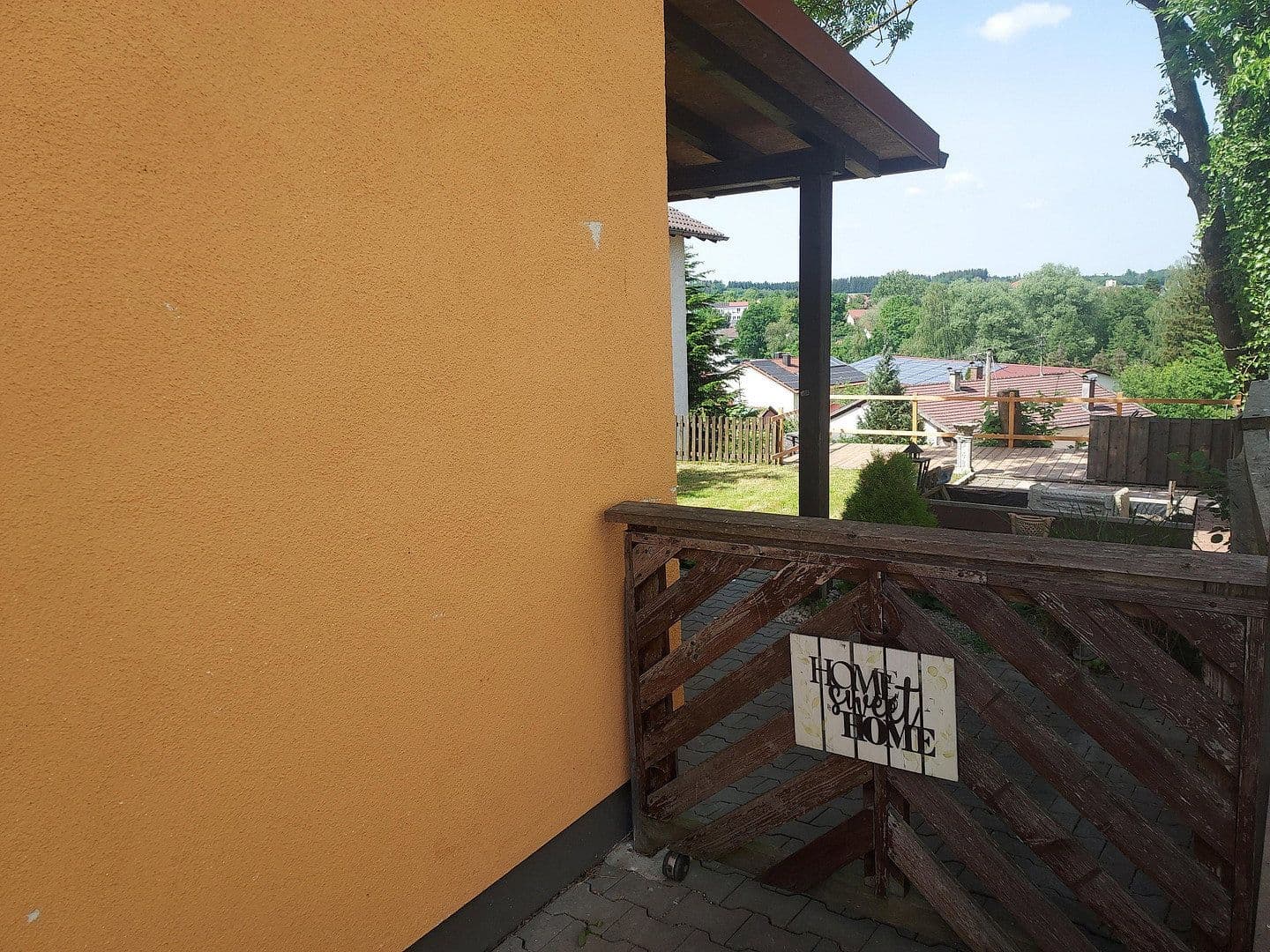 Predaj domu 155 m², pozemek 307 m², St.-Veiter-Str. 25, Neumarkt-St. Veit, Bavorsko Predaj domu 155 m², pozemek 307 m², St.-Veiter-Str. 25, Neumarkt-St. Veit, Bavorsko