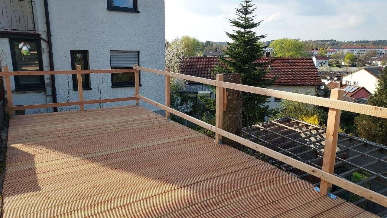 Predaj domu 155 m², pozemek 307 m², St.-Veiter-Str. 25, Neumarkt-St. Veit, Bavorsko Predaj domu 155 m², pozemek 307 m², St.-Veiter-Str. 25, Neumarkt-St. Veit, Bavorsko