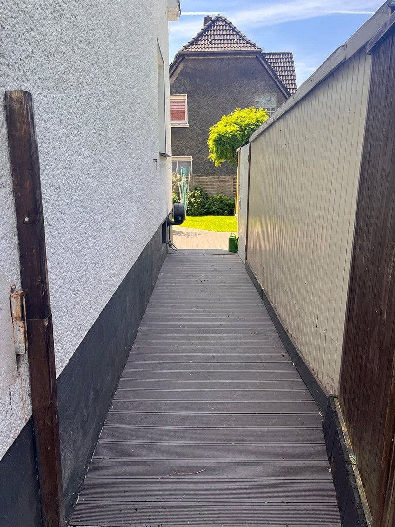 Predaj domu 79 m², pozemek 366 m², Gelsenkirchen, Severné Porýnie - Westfálsko Predaj domu 79 m², pozemek 366 m², Gelsenkirchen, Severné Porýnie - Westfálsko