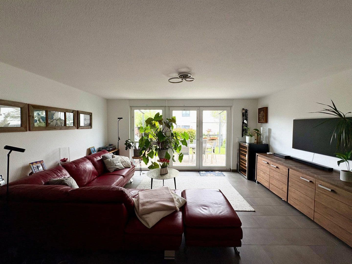 Predaj domu 153 m², pozemek 239 m², Rastatt, Bádensko-Wurttembersko Predaj domu 153 m², pozemek 239 m², Rastatt, Bádensko-Wurttembersko
