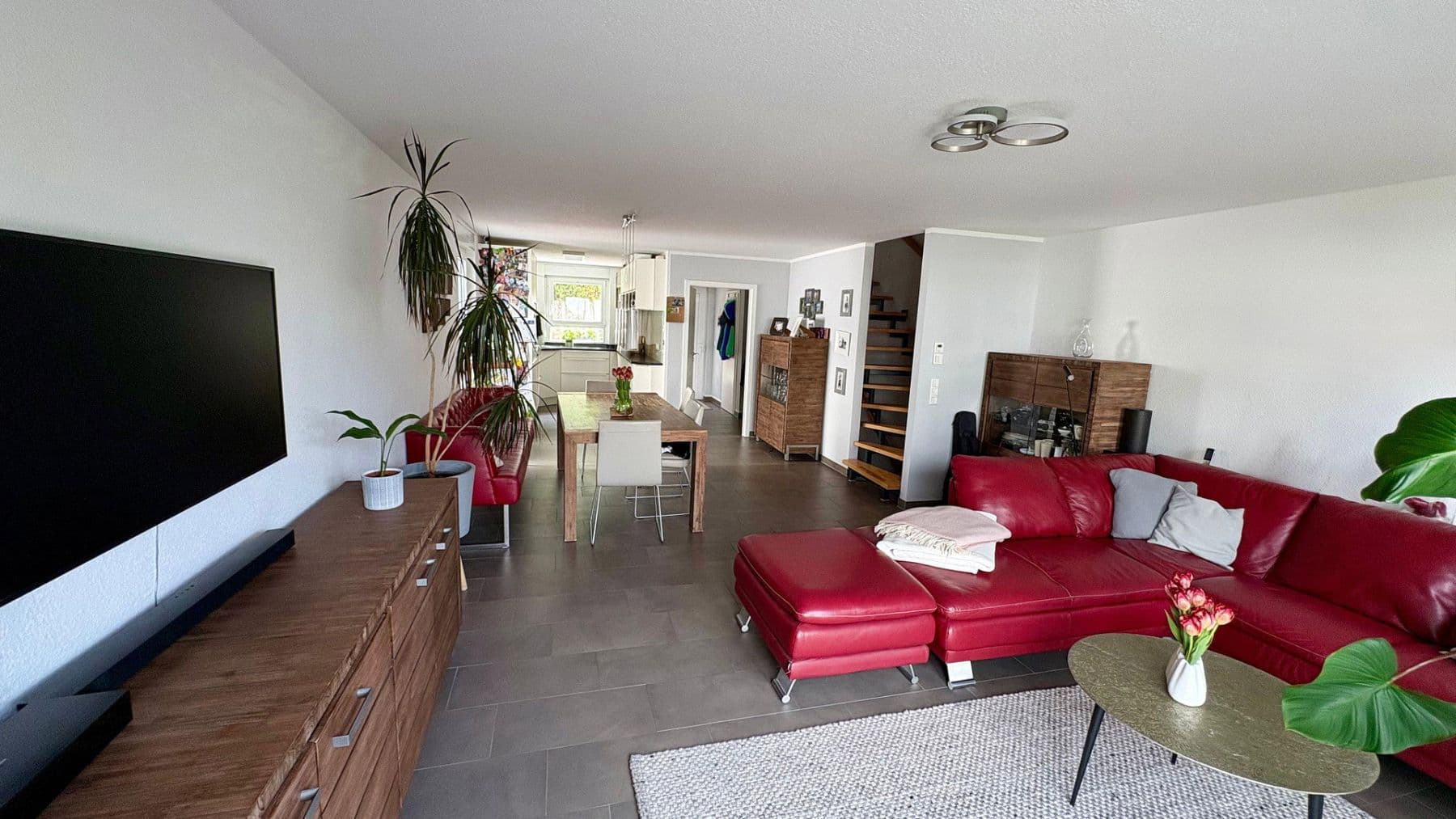 Predaj domu 153 m², pozemek 239 m², Rastatt, Bádensko-Wurttembersko Predaj domu 153 m², pozemek 239 m², Rastatt, Bádensko-Wurttembersko