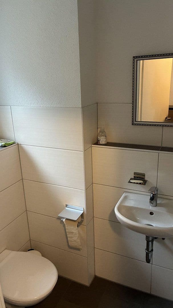Predaj domu 153 m², pozemek 239 m², Rastatt, Bádensko-Wurttembersko Predaj domu 153 m², pozemek 239 m², Rastatt, Bádensko-Wurttembersko