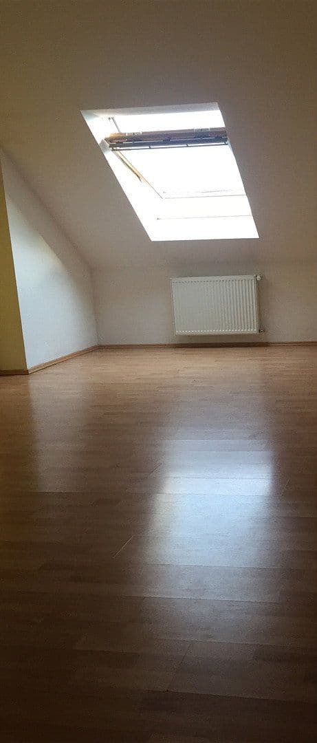 Predaj bytu 5-izbový 148 m², Trier, Porýnie-Falcko Predaj bytu 5-izbový 148 m², Trier, Porýnie-Falcko