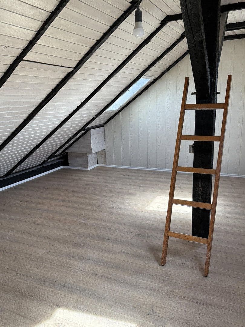 Predaj domu 99 m², pozemek 168 m², Delmenhorst, Dolné Sasko Predaj domu 99 m², pozemek 168 m², Delmenhorst, Dolné Sasko