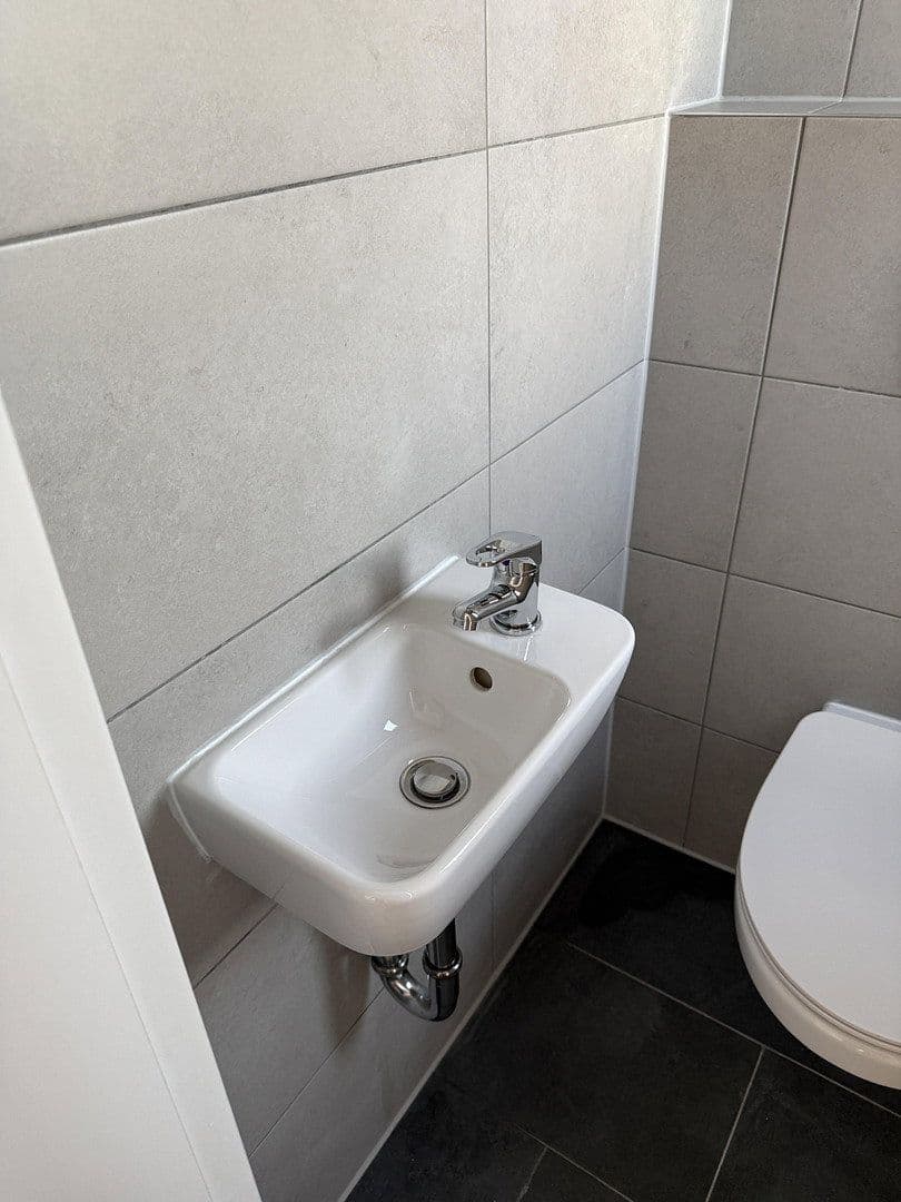 Predaj domu 99 m², pozemek 168 m², Delmenhorst, Dolné Sasko Predaj domu 99 m², pozemek 168 m², Delmenhorst, Dolné Sasko