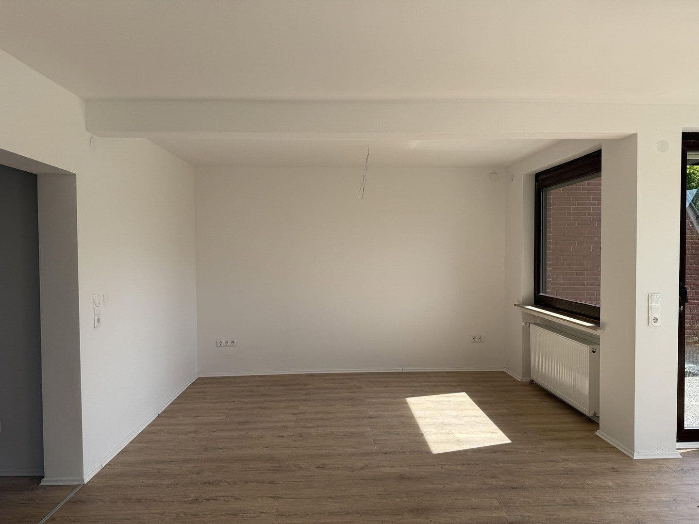 Predaj domu 99 m², pozemek 168 m², Delmenhorst, Dolné Sasko Predaj domu 99 m², pozemek 168 m², Delmenhorst, Dolné Sasko
